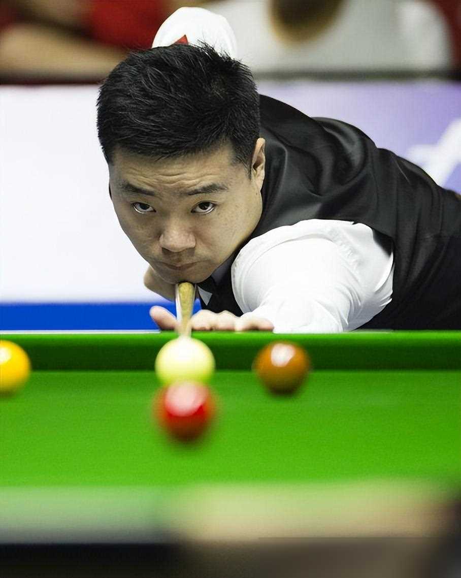 四次夺得世 四次夺得世