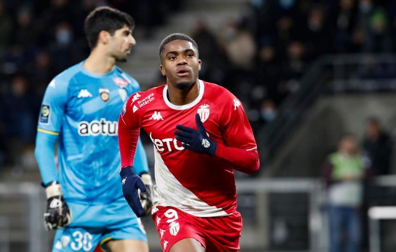 欧锦赛热身赛：火箭新星砍下25分5篮板，字母哥首秀惊艳25分10篮板